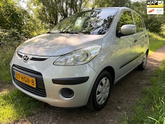 Hyundai i10 - 1.25i Dynamic NEW APK / ZEER NETTE AUTO