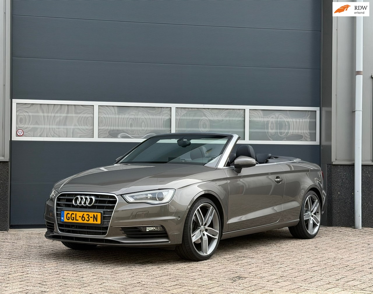 Audi A3 Cabriolet - 1.4 TFSI Amb. Pro Line S bj.2015 Autom|Navi|Zeer mooi. - AutoWereld.nl