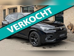 Volkswagen Tiguan - 1.5 eTSI R-Line | ACC | KEYLESS | 19 INCH