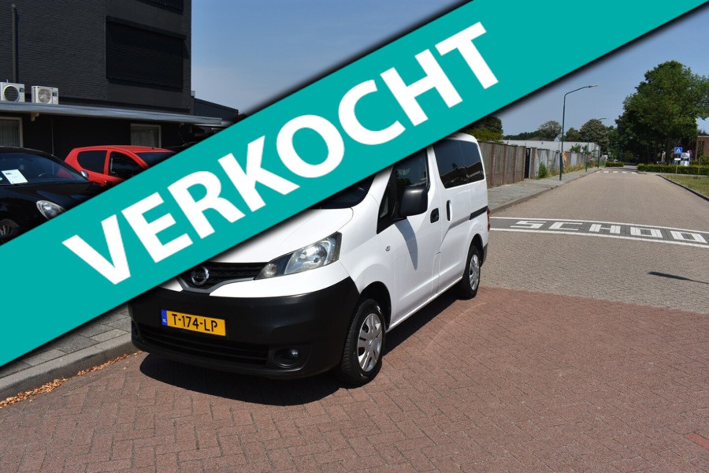 Nissan Evalia - 1.6 Visia 7persoons - AutoWereld.nl