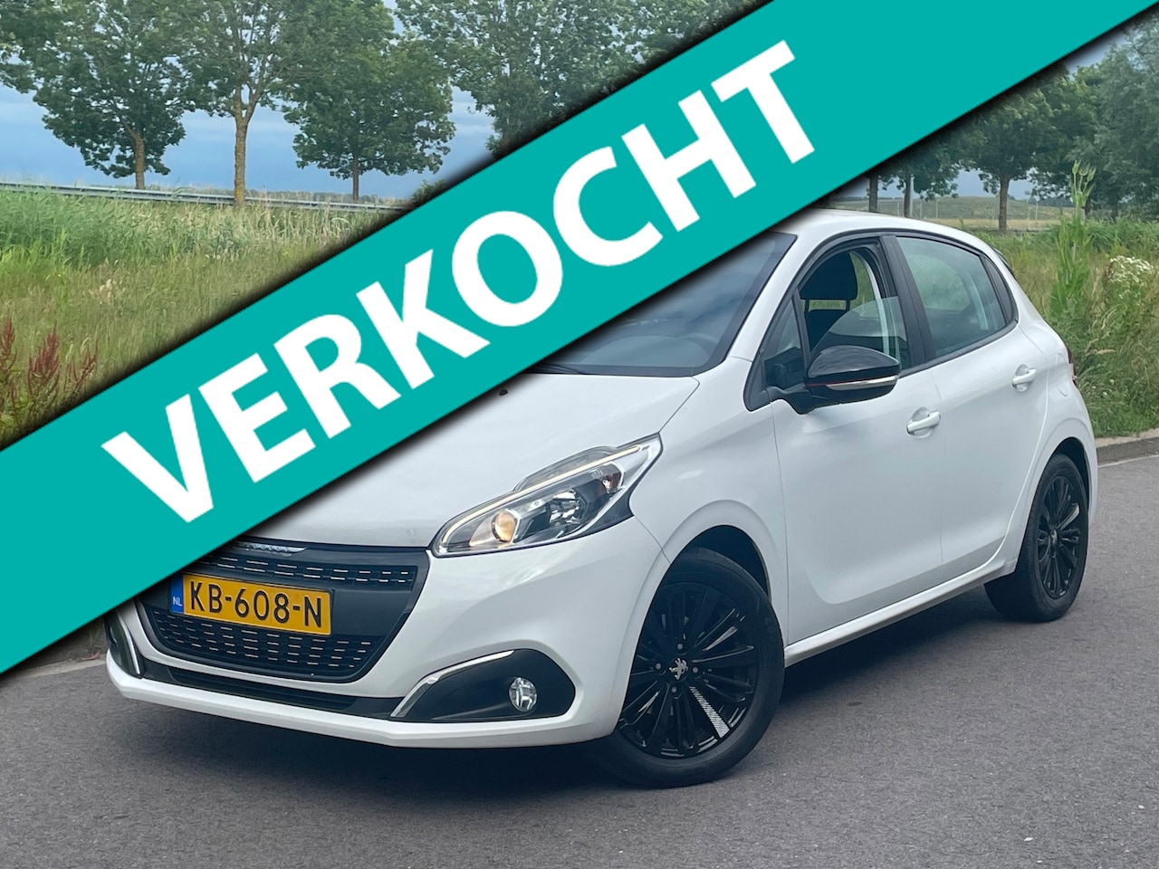 Peugeot 208 - 1.2 Blue Lion Carplay Navigatie Airco NAP - AutoWereld.nl