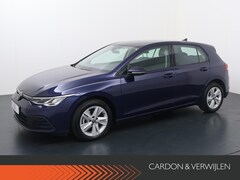 Volkswagen Golf - 1.0 eTSI Life | 110 PK | Automaat | Adaptive cruise control | Achteruitrijcamera | Apple C