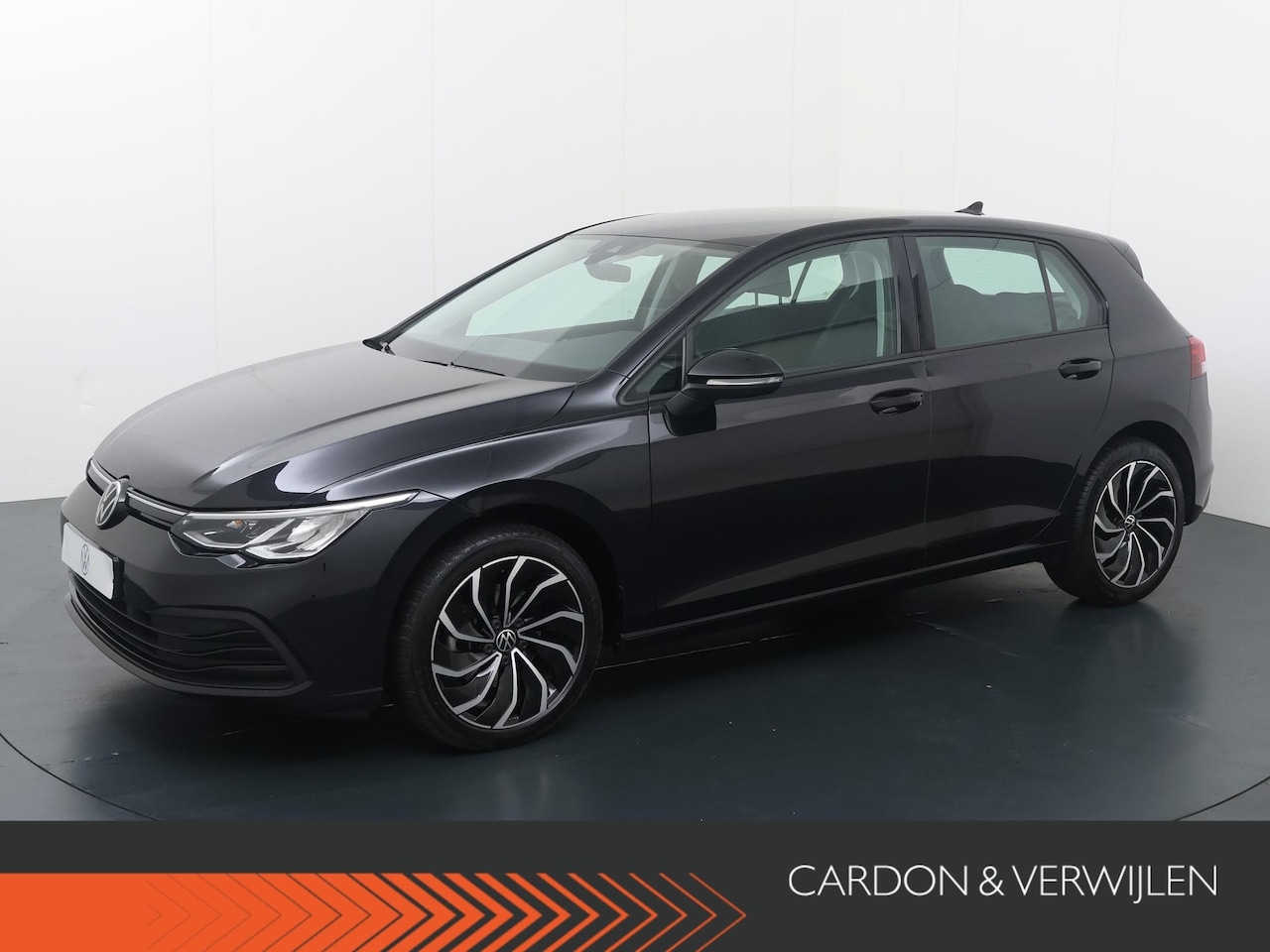 Volkswagen Golf - 1.5 eTSI Life Business | 131 PK | Automaat | Adaptive cruise control | Achteruitrijcamera - AutoWereld.nl