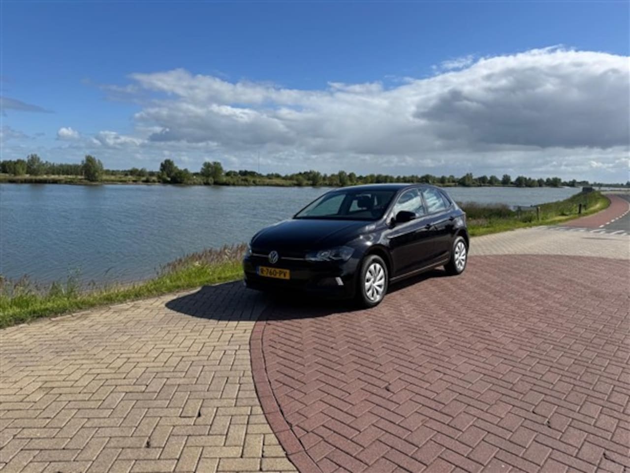Volkswagen Polo - 1.0 MPI Comfortline AIRCO.LMV.NAVI.CRUISE.PDC - AutoWereld.nl