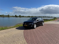 Volkswagen Polo - 1.0 MPI Comfortline AIRCO.LMV.NAVI.CRUISE