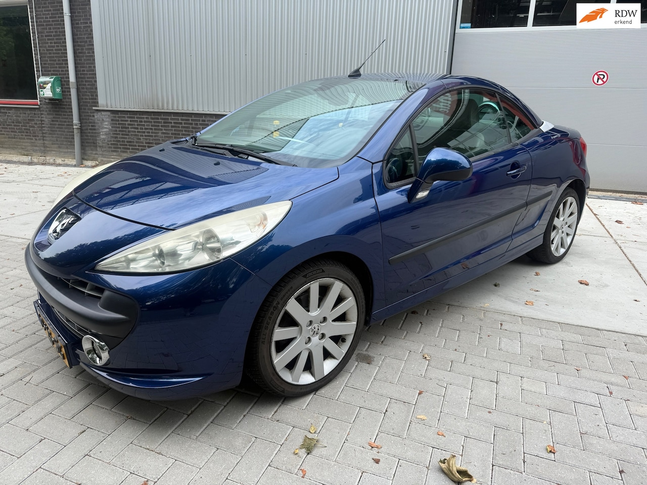 Peugeot 207 CC - 1.6 VTi Féline 1.6 VTi Féline - AutoWereld.nl