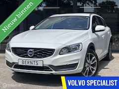 Volvo V60 Cross Country - D4 Summum|Standkachel|Navi|Trekhaak|Stoelverwarming