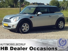 MINI 3-Deurs - 1.6 Cooper - Airco - Panoramadak - 6 Bak