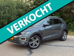 Volkswagen T-Roc - 1.5 TSI Sport Business R- Line Automaat Carplay NAP