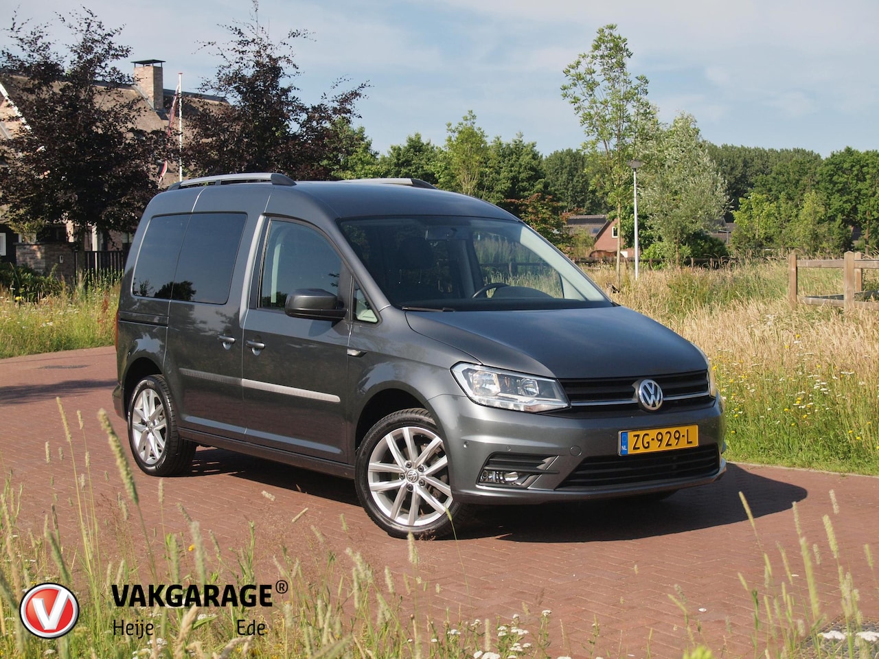 Volkswagen Caddy - 1.0 TSI Trendline 7p 7-Persoons | Dubbele Schuifdeur | Cruise Control | Bluetooth | - AutoWereld.nl