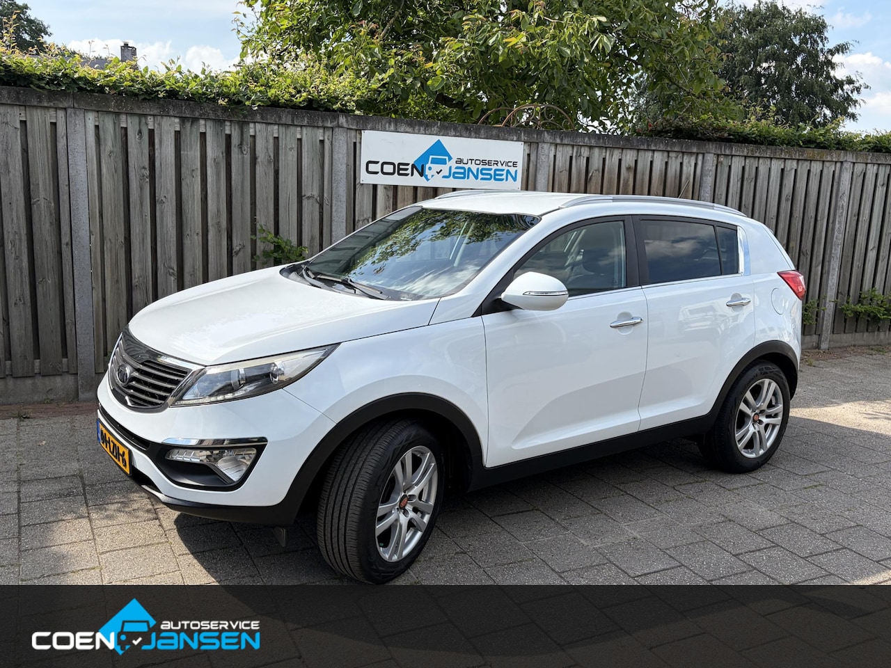 Kia Sportage - 2.0 X-ecutive Plus Pack 1900kg trekgewicht ! PDC, cruise, trekhaak - AutoWereld.nl
