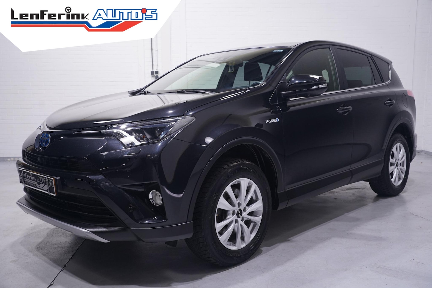 Toyota RAV4 - 2.5 Hybrid AWD Dynamic navigatie lederen-bekleding LED cruise-controlle electrische-achter - AutoWereld.nl