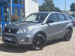 Suzuki Vitara - 1.6 Comfort l Trekhaak, 1200kg trekgewicht, Airco, Bluetooth, Multifuntioneel stuurwiel, Z