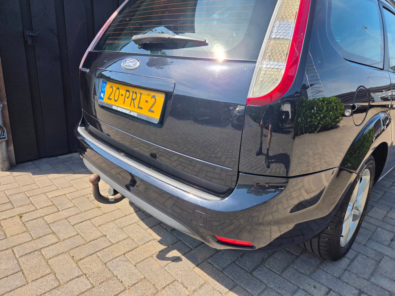 Ford Focus Wagon - 1.6 Comfort *LEES TEKST*