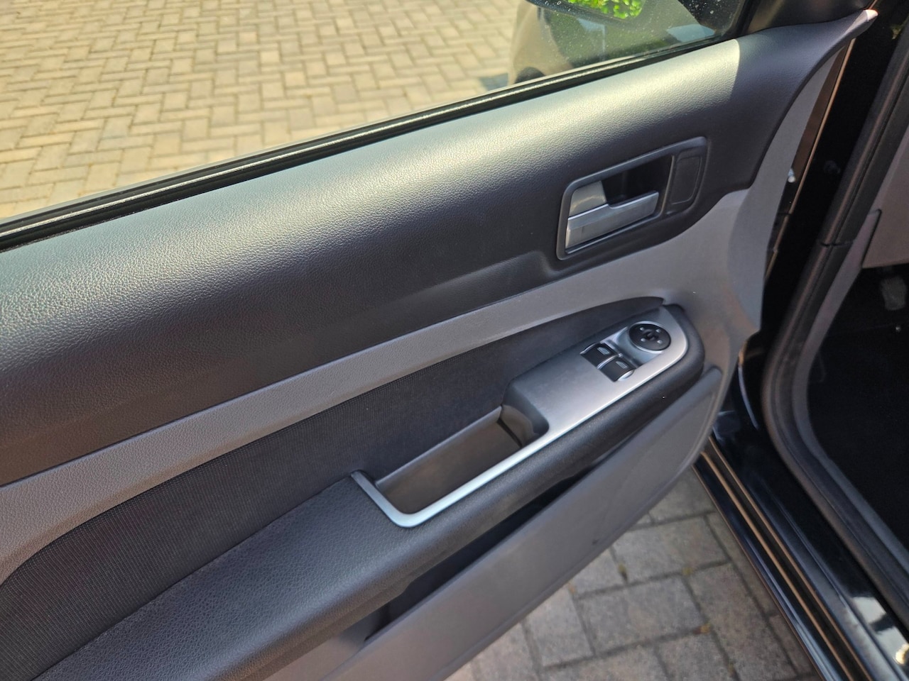 Ford Focus Wagon - 1.6 Comfort *LEES TEKST*
