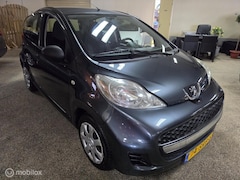 Peugeot 107 - 1.0-12V Accent