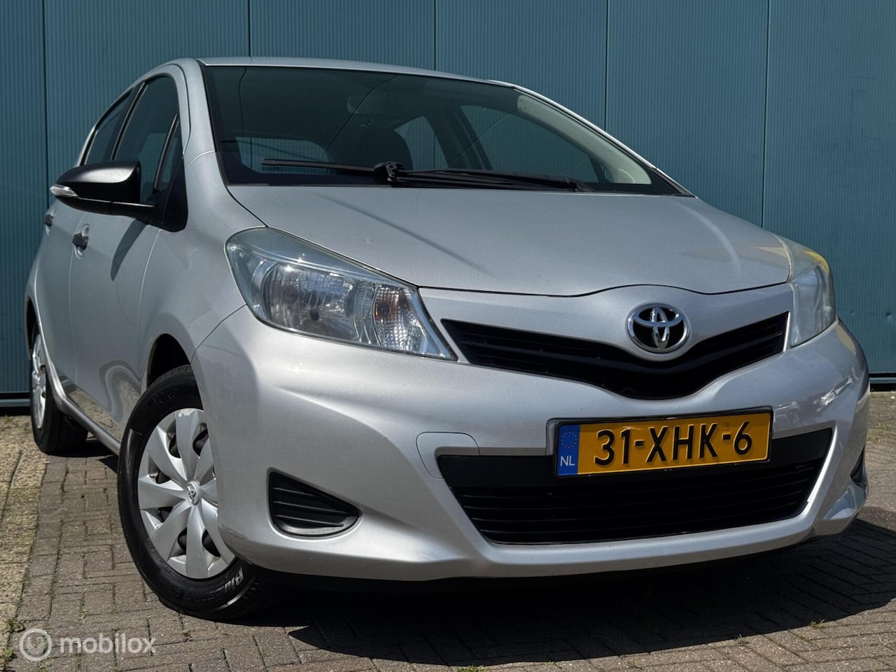 Toyota Yaris - 1.0 VVT-i Comfort 5Drs 1Ste Eigenaar Trekhaak APK 14-06-2027 - AutoWereld.nl