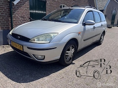 Ford Focus Wagon - 1.6-16V Futura INRUILKOOPJE AIRCO