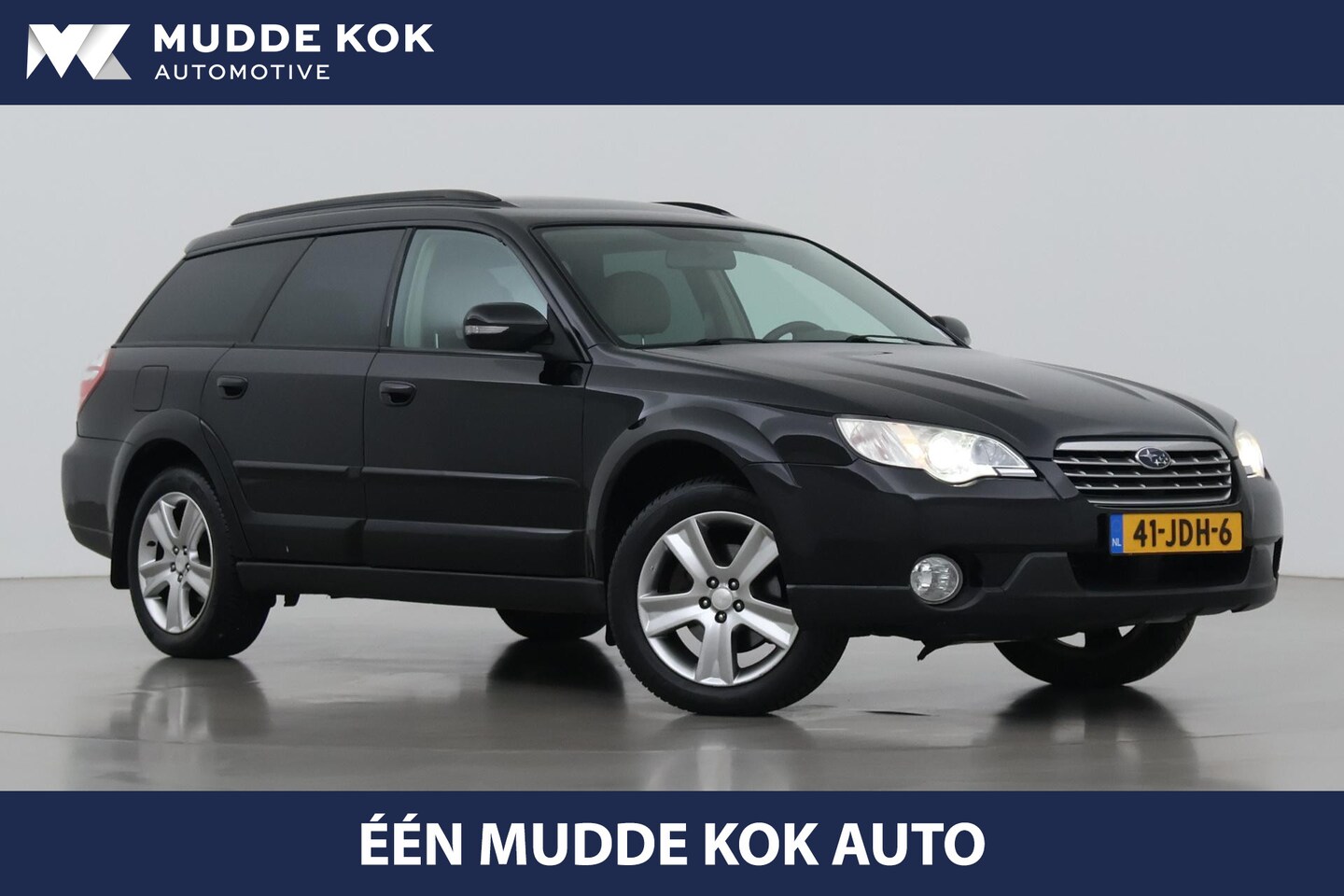 Subaru Outback - 2.5i Comfort | Trekhaak | Cruise Control | Stoelverwarming | Airconditioning | 17 Inch - AutoWereld.nl