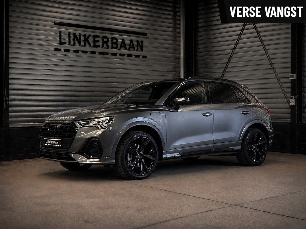 Audi Q3 - 45 TFSI e S edition | SOH 100% | S Line | Pano | Matrix | Sfeerverlichting | Camera | Zwar - AutoWereld.nl