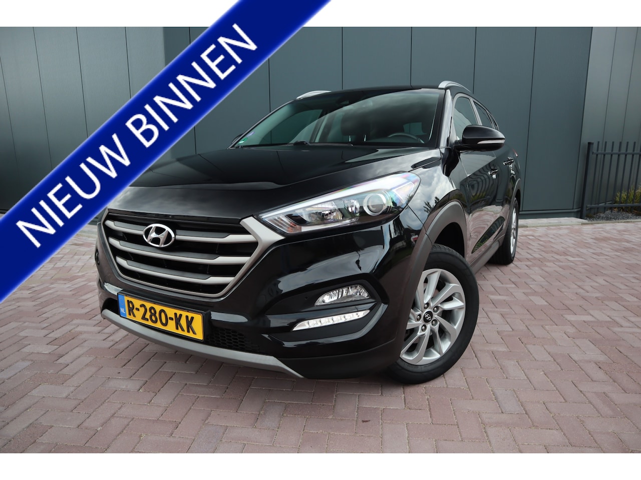 Hyundai Tucson - 1.6 GDi Comfort Navigatie Camera  Pdc Afneembare Trekhaak  Stoel/stuurverwarming. - AutoWereld.nl
