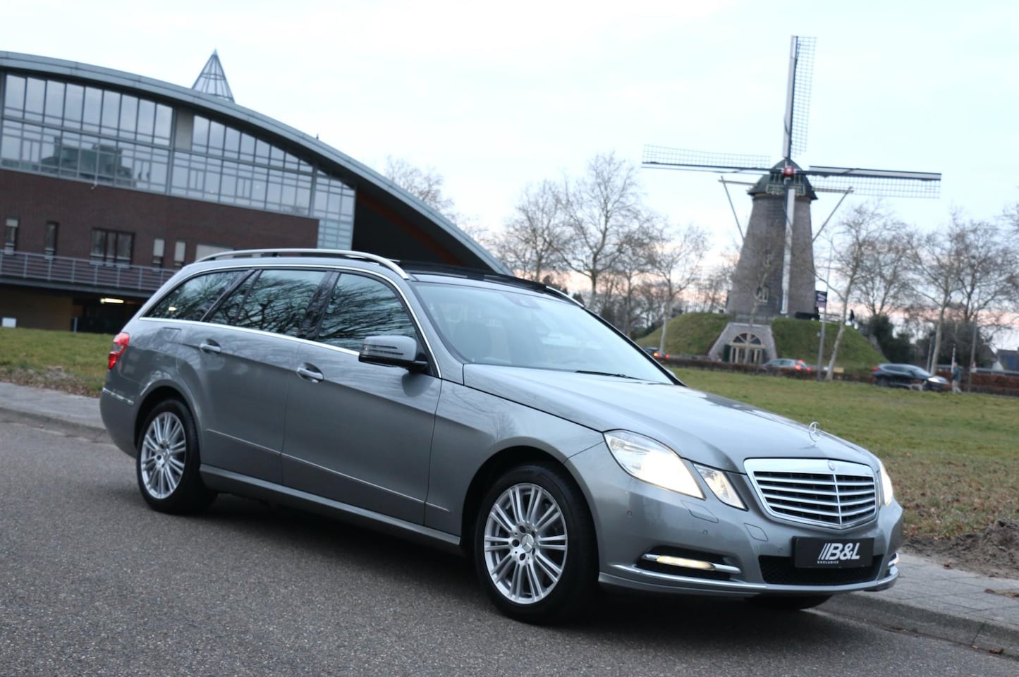 Mercedes-Benz E-klasse Estate - 350 CGI 3.5 V6 4-Matic 7G-Tronic Aut 200kW 272Pk Avantgard 1e Eigenaar Full Option Stoelko - AutoWereld.nl