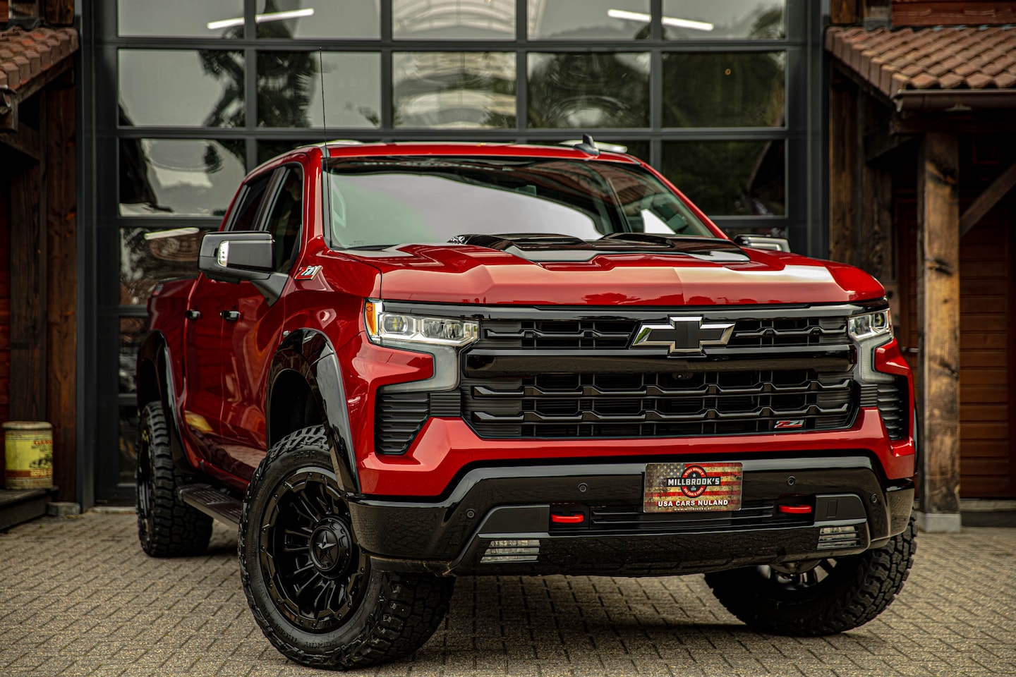 Chevrolet Silverado - CHEVROLET Z71 trailboss | !!Uniek!!| Wide body | . - AutoWereld.nl