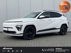 Hyundai Kona - Long Range Pure Edition 64.8 kWh / 1500 Voordeel / Black Pack / Stoel- & Stuurverwarming /