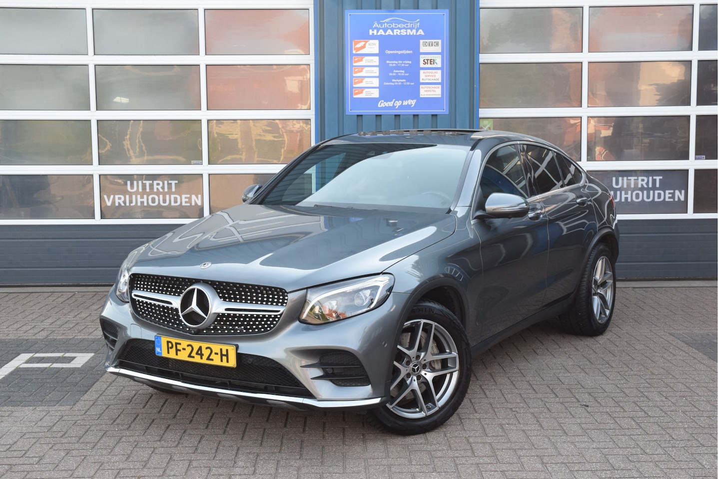 Mercedes-Benz GLC-klasse Coupé - Schuifdak Navi Automaat 250 4MATIC Premium Plus - AutoWereld.nl