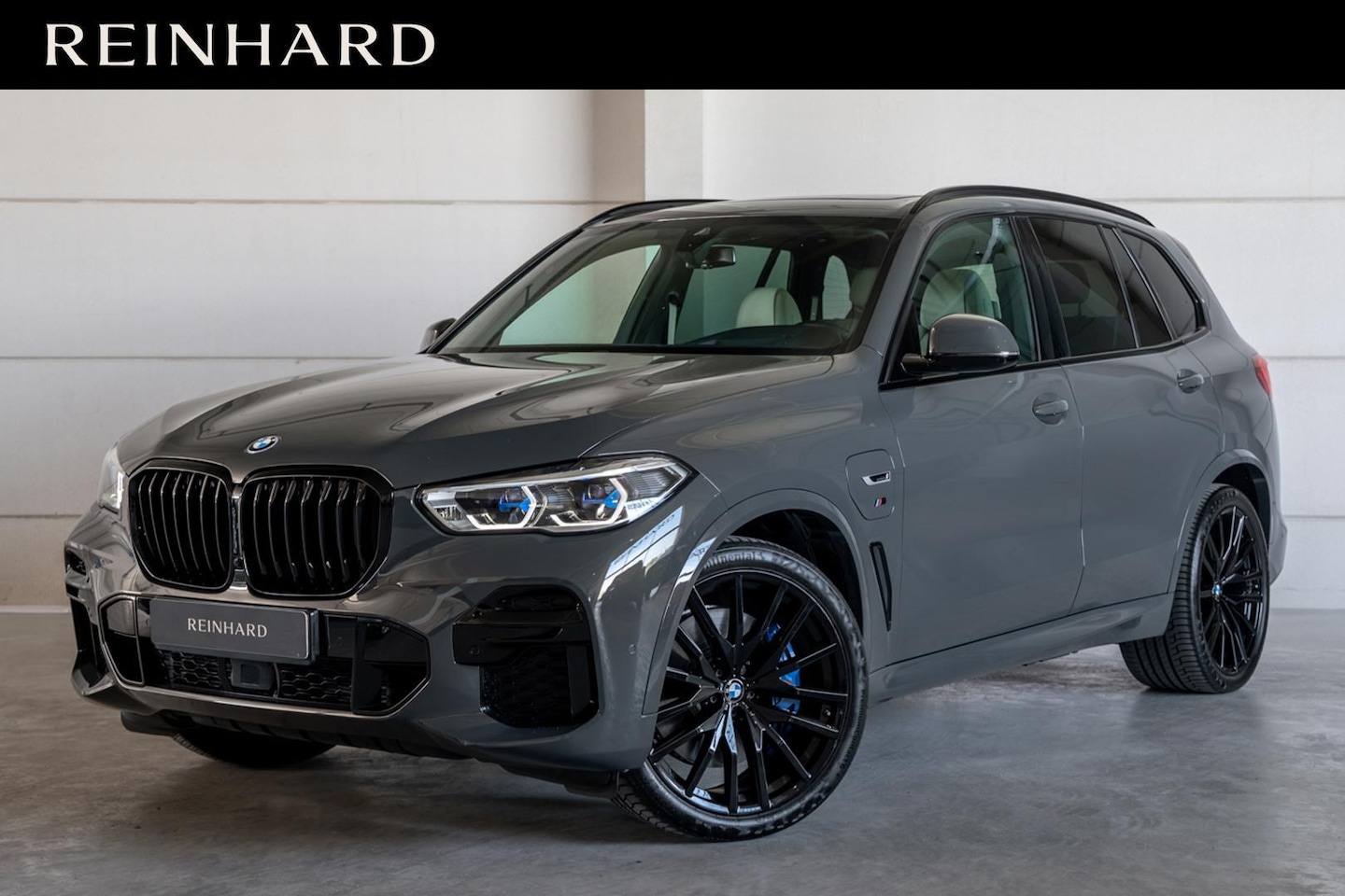 BMW X5 - xDrive45e / M Sportpro / 22" / Pano / Laser / Headup - AutoWereld.nl