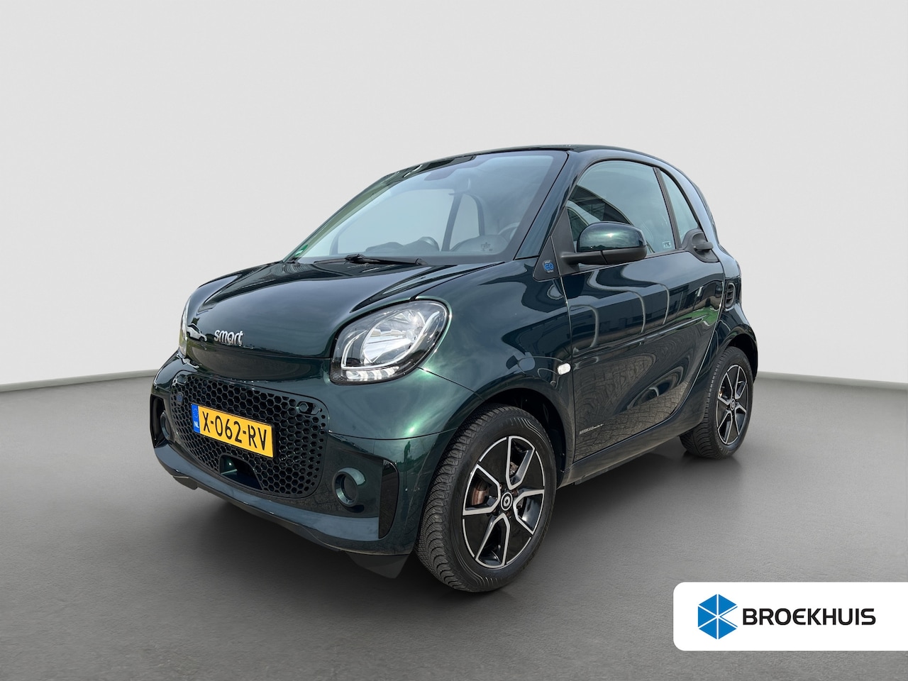 Smart Fortwo - EQ Comfort PLUS 18 kWh 82pk | Camera | Cruise control | Lichtmetalen velgen | Airco | Park - AutoWereld.nl