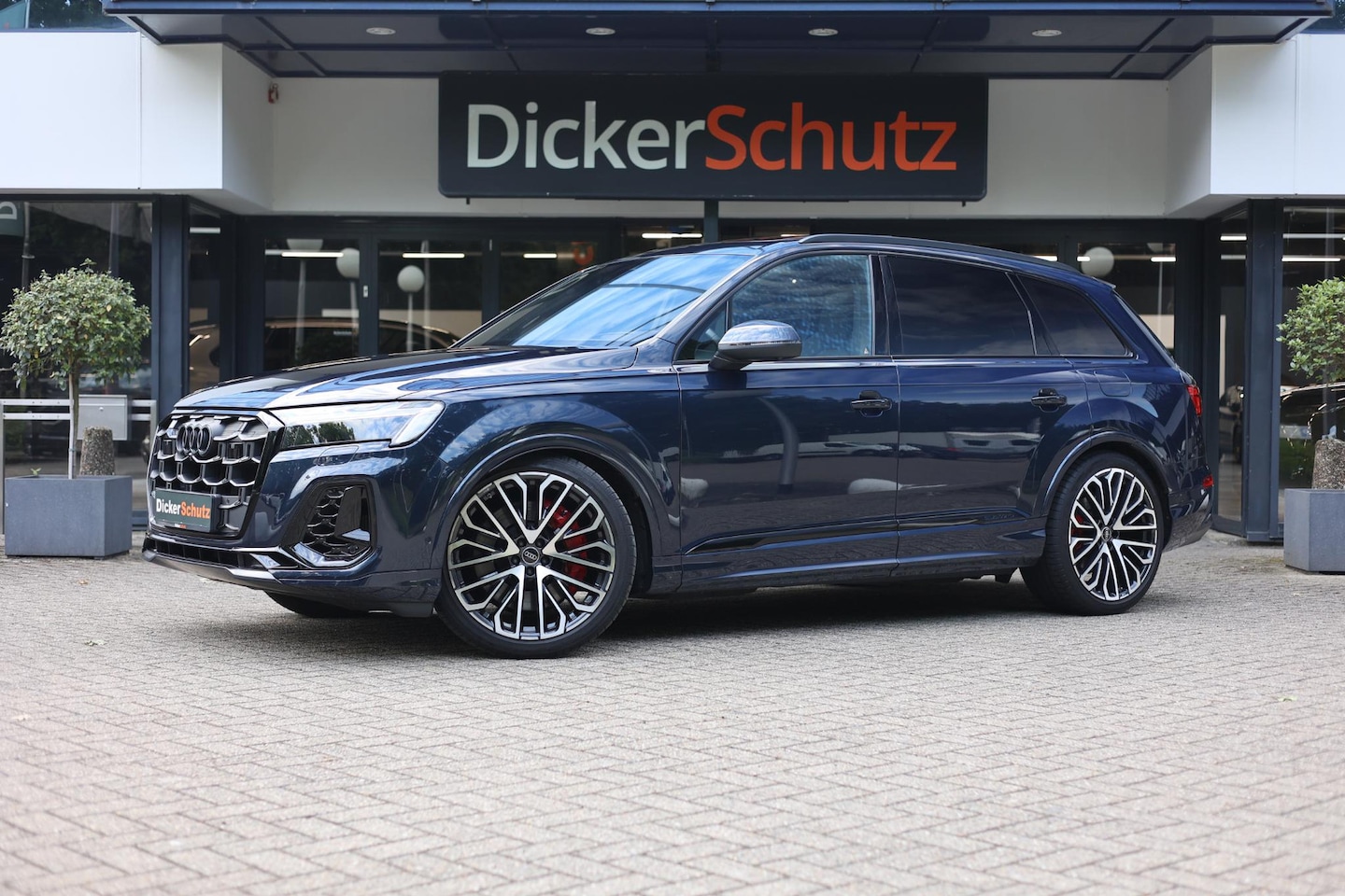 Audi Q7 - 60 TFSIe Competition B&O Advanced | Massage | Nachtzicht | Pano | Trekhaak - AutoWereld.nl