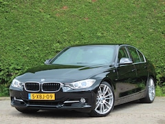 BMW 3-serie - 320i Executive | Sportline | 19 inch | Eibach verlaagd
