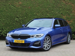 BMW 3-serie Touring - 330d xDrive High Executive M Sport | Panoramadak | Camera | Carplay