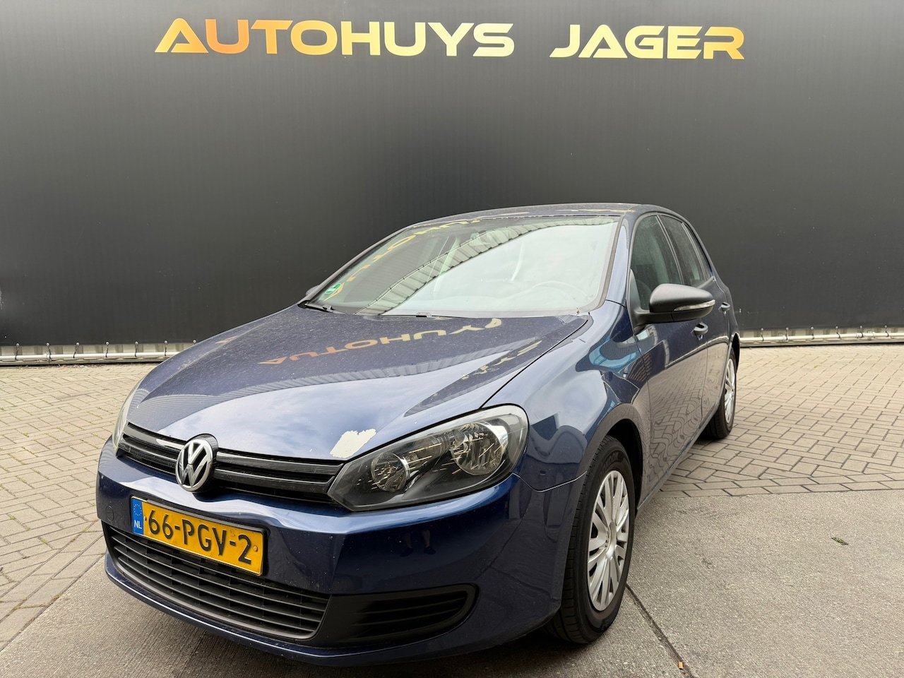 Volkswagen Golf - 1.6 TDI Trendline 1.6 TDI Trendline - AutoWereld.nl