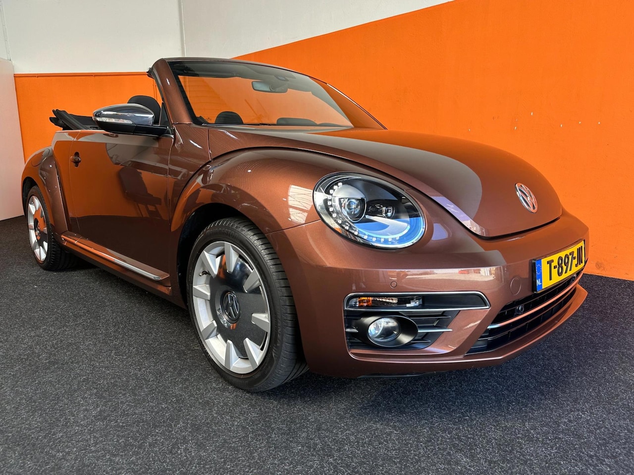 Volkswagen Beetle Cabriolet - 1.4 Automaat DSG | Cabrio | Climate | Entertainment Turbo - AutoWereld.nl