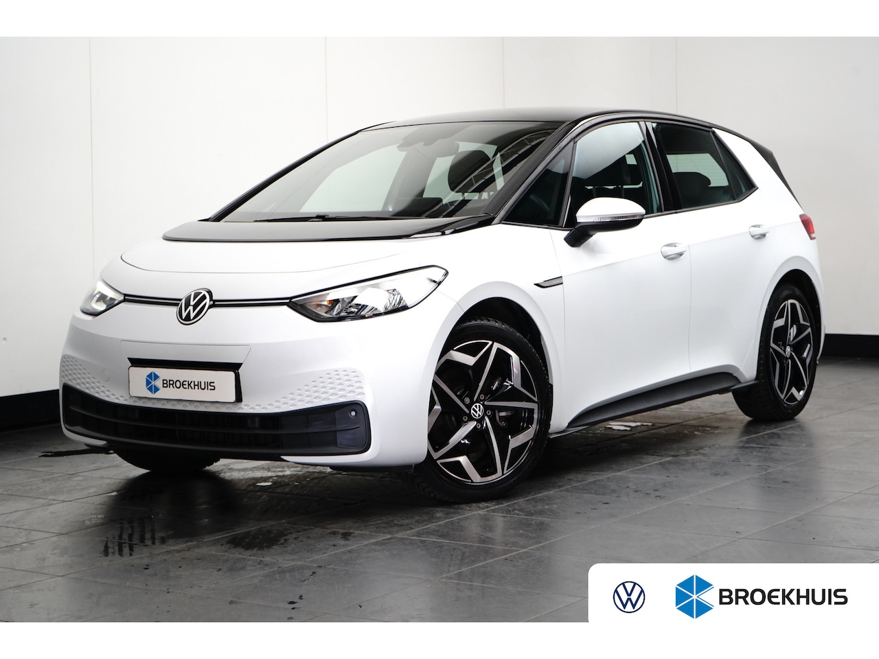 Volkswagen ID.3 - 150PK 45kWh Pure Performance | NAVIGATIE | 19 INCH | CLIMATE CONTROL | NIEUWSTAAT! - AutoWereld.nl