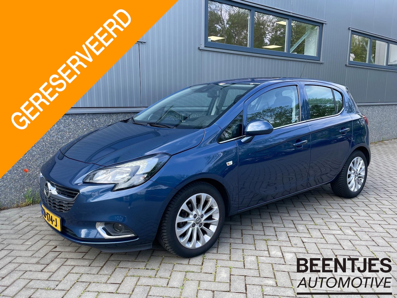 Opel Corsa - 1.4 Innovation Automaat | Stoel- stuurverwarming | Muziek streamen | Perfect onderhouden - AutoWereld.nl