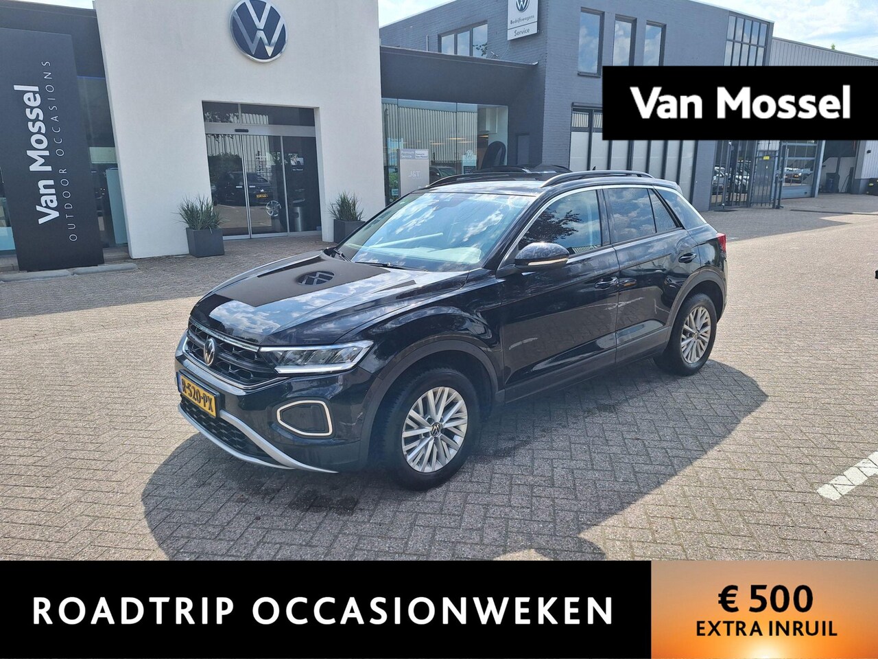 Volkswagen T-Roc - 1.5 TSI Life Business | VIRTUAL COCKPIT | CAMERA | TREKHAAK | NAVIGATIE | KLIMAATREGELING - AutoWereld.nl