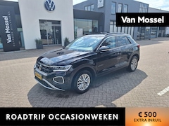 Volkswagen T-Roc - 1.5 TSI Life Business | VERWACHT | VIRTUAL COCKPIT | CAMERA | TREKHAAK | NAVIGATIE | KLIMA