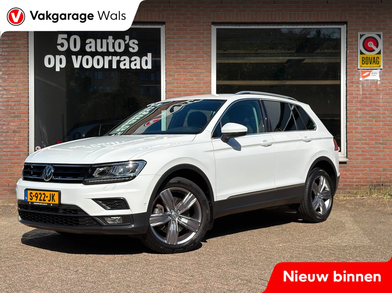 Volkswagen Tiguan - 2.0 TSI 4Motion Highline Business R | BTW | Carplay Navi | Cruise | Trekhaak | Camera | La - AutoWereld.nl