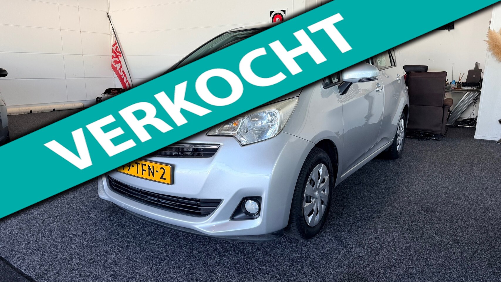 Toyota Verso S - 1.3 VVT-i Aspiration 1.3 VVT-i Aspiration,Airco, Trekhaak, Camera - AutoWereld.nl