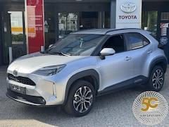 Toyota Yaris Cross - 1.5 Hybrid Dynamic CAMERA KEYLESS ENTRY LICHTMETALEN VELGEN STUUR/STOEL VERWARMING