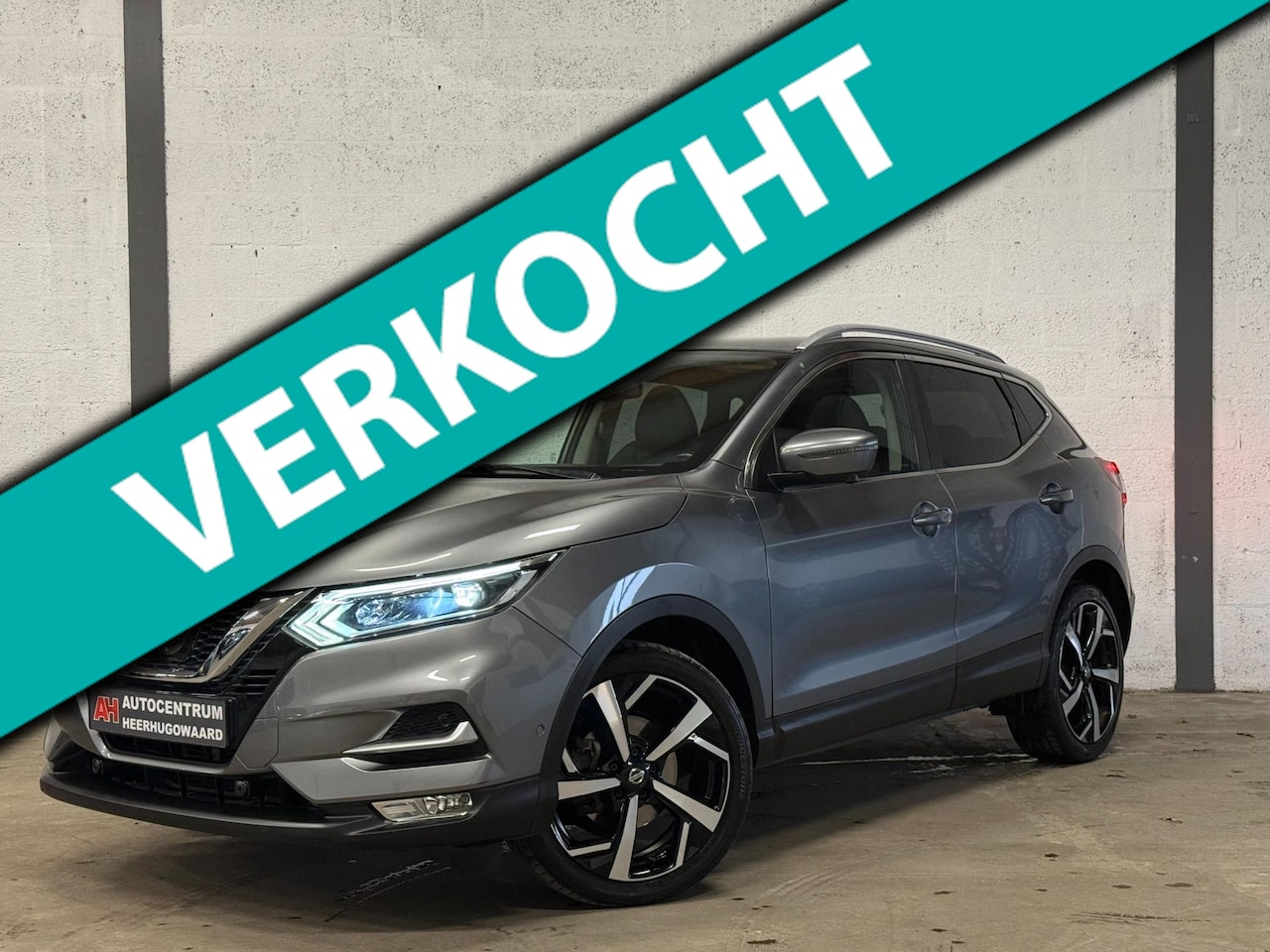 Nissan Qashqai - 1.2 Tekna AUT|Pano|Navi|360|Leder|Blindspot|Dealer Onderhouden !! - AutoWereld.nl