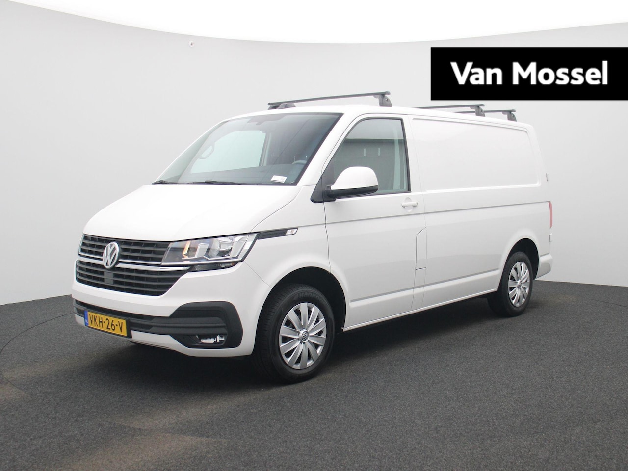 Volkswagen Transporter - 2.0 TDI L1H1 110PK | Airco | Parkeersensoren Achter | Navigatie | Apple/Android Carplay | - AutoWereld.nl
