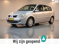 Renault Grand Scénic - 2.0-16V Tech Line 7persoons-riem vervangen-airco