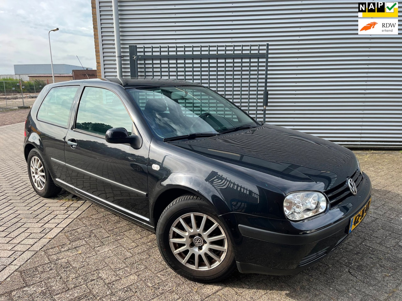 Volkswagen Golf - 1.6-16V|Airco|Cruise|Trekhaak| - AutoWereld.nl