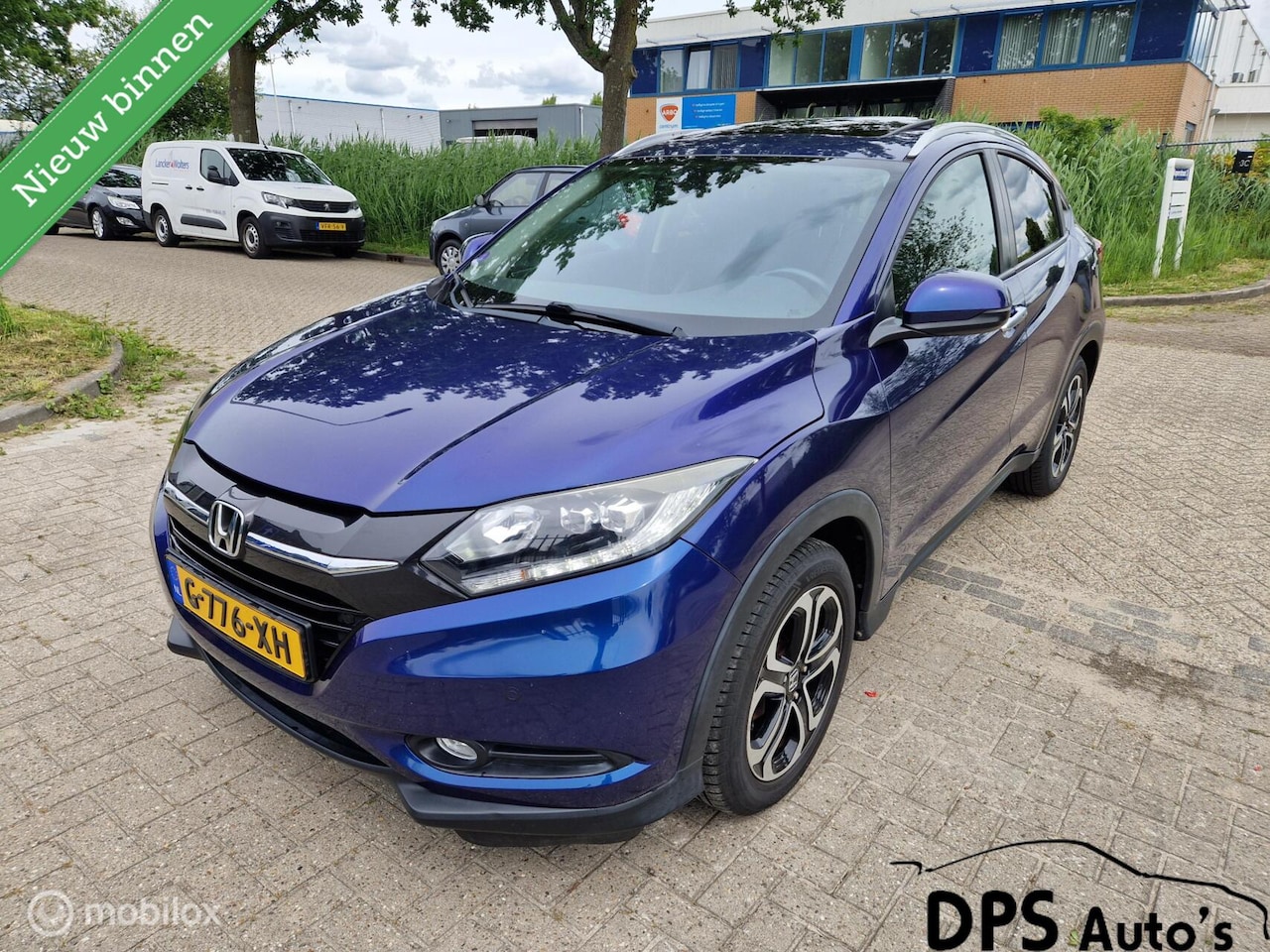 Honda HR-V - 1.5 i-VTEC Executive Automaat Panodak 131pk - AutoWereld.nl