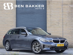 BMW 3-serie Touring - 320i Sportline Keyless | Camera | Carplay | M Sport stuurwiel | Sfeerverlichting