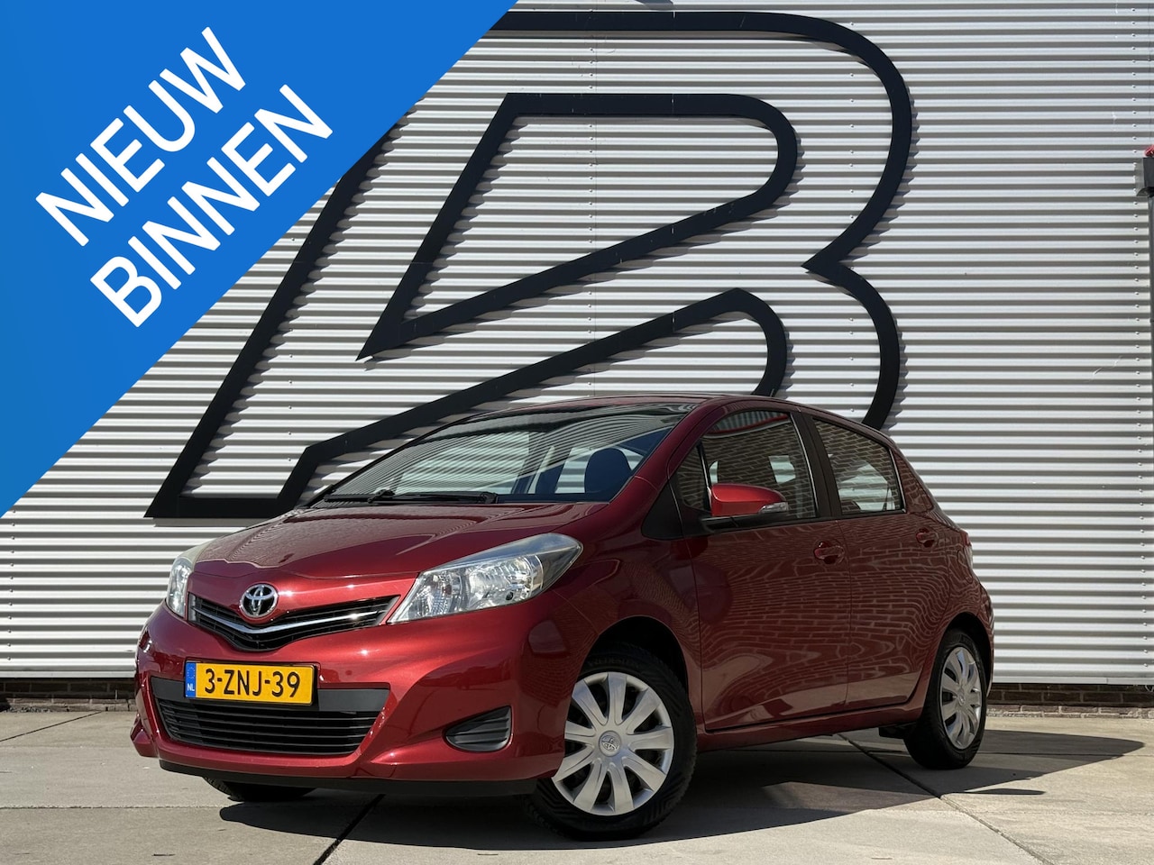 Toyota Yaris - 1.0 VVT-i Aspiration Airco|Camera|Trekhaak|Bluetooth|Elektr. Ramen|APK tot 01-2027 - AutoWereld.nl